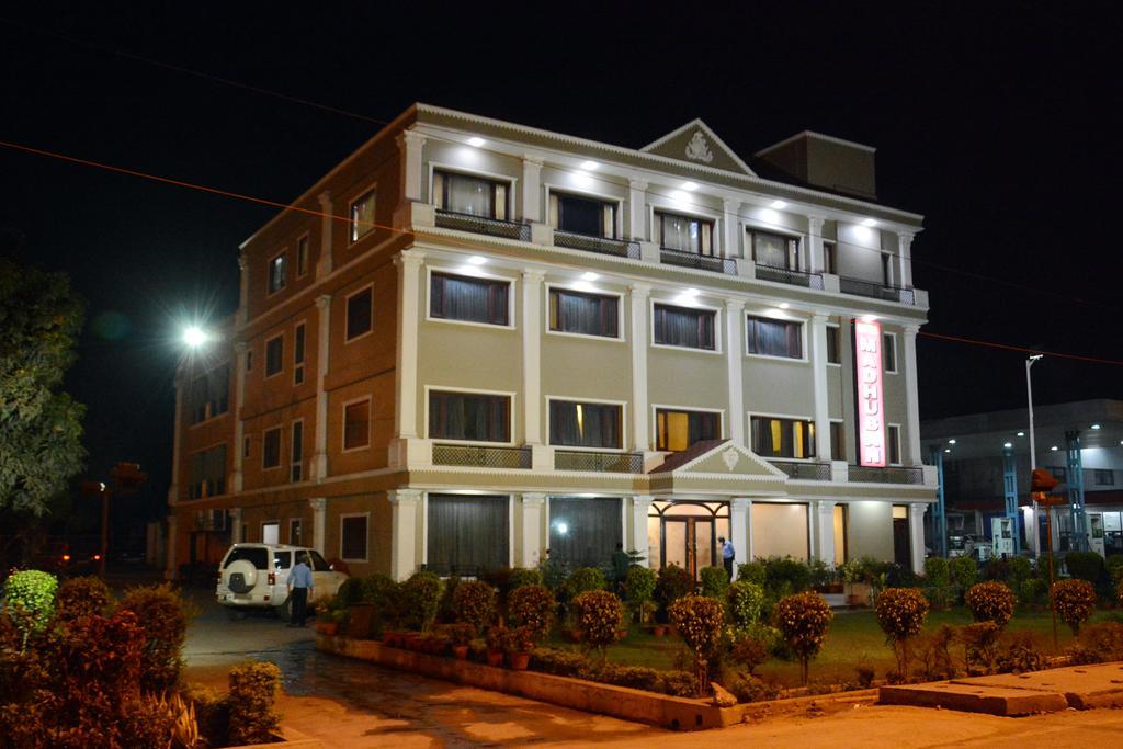 Motel Madhuban จัมเชดปูร์ ภายนอก รูปภาพ
